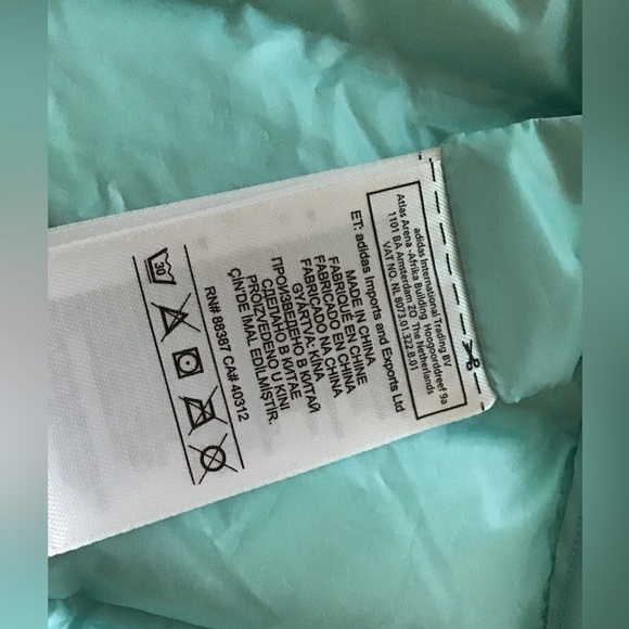 Adidas light aqua blue extra large puffer jacket with hood excellent condition - Picture 11 of 12